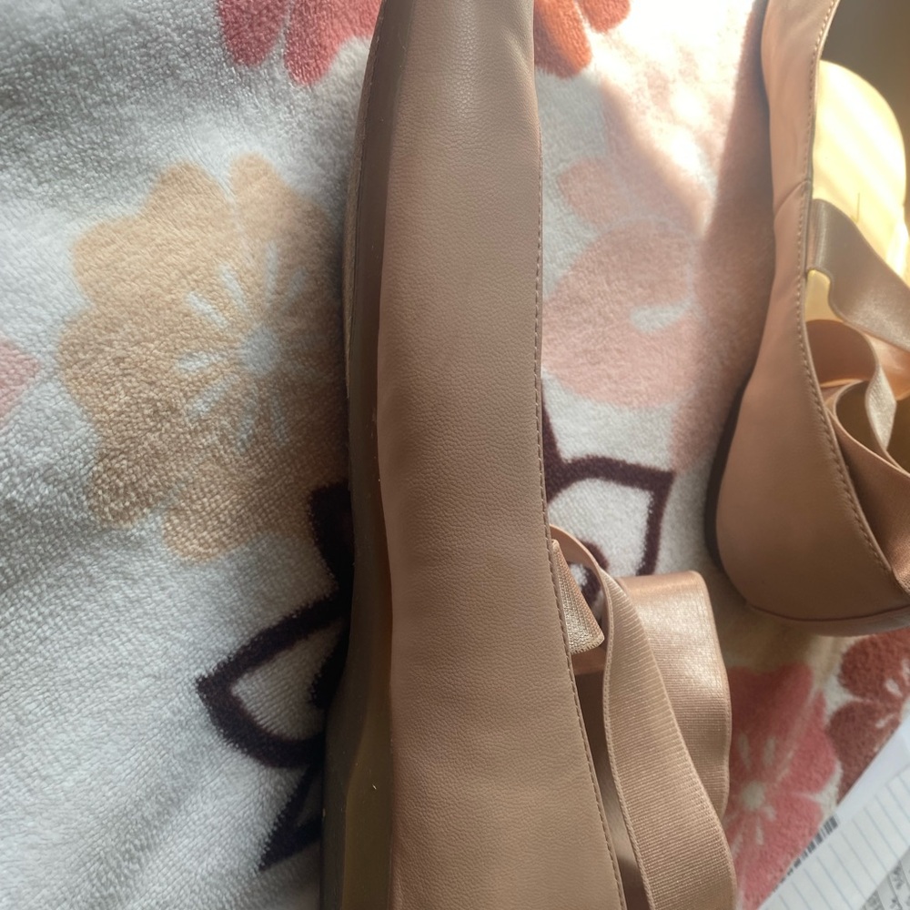 Jessica Simpson leather ballet style flats - Picture 4 of 16